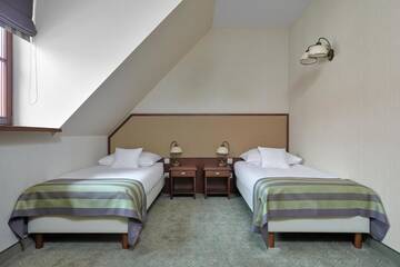 Фото номера Двухместный номер с 2 отдельными кроватями Отель Hotel Poledno г. Poledno 6